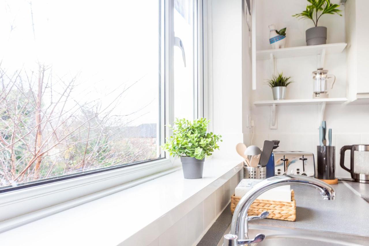 New Large 2 Bed Entire Apartment Near Newcastle Upon Tyne With Free Parking ภายนอก รูปภาพ
